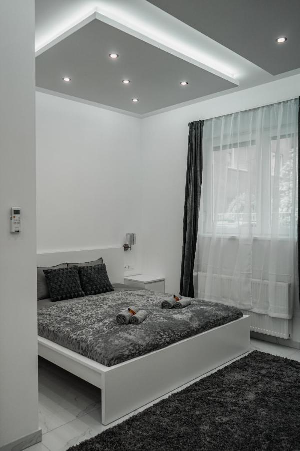 Luxury Pearl Residence Budapest Bagian luar foto